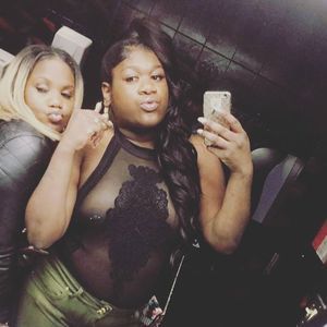 Meet your Posher, Chanel